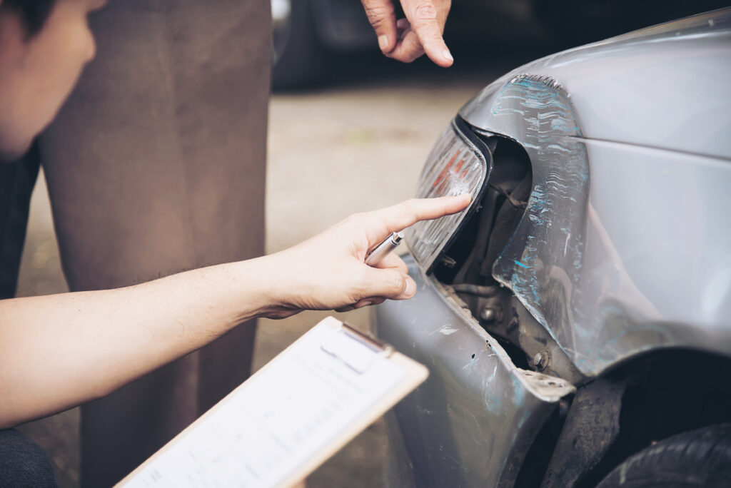 insurance agent working site car accident claim process people car insurance claim